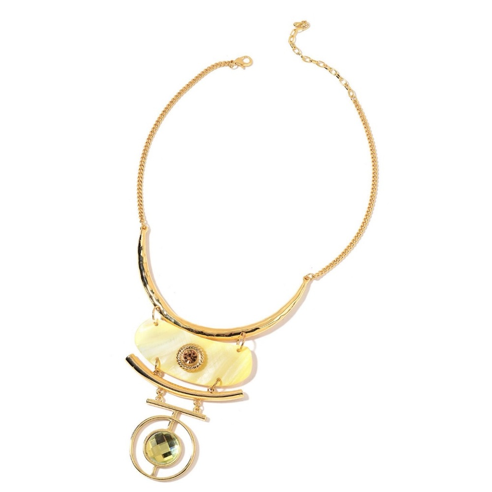 Yellow Shell/Champagne Glass Necklace NWT!